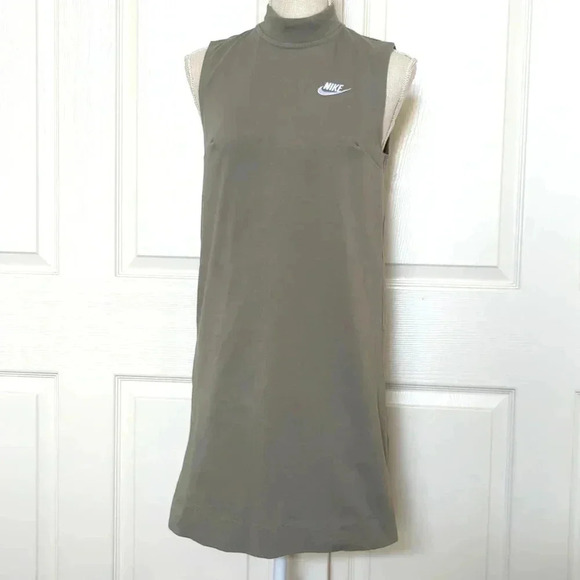 Nike Sportswear Mock neck Women's Sleeveless  Dress - Picture 4 of 9